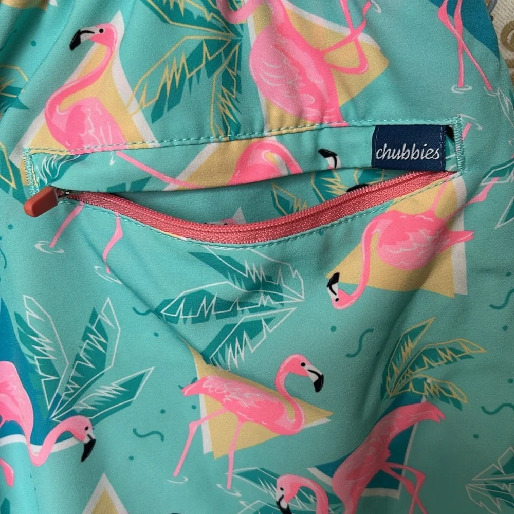 Chubbies Men’s Flamingo Swim Trunks w/Elastic‎ Band Blue/Pink Mesh Liner 2X